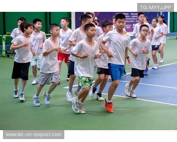 以“青少年体育培训”为核心规划家长向栏目